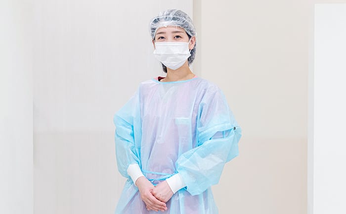 フェイスガード・防護服の写真