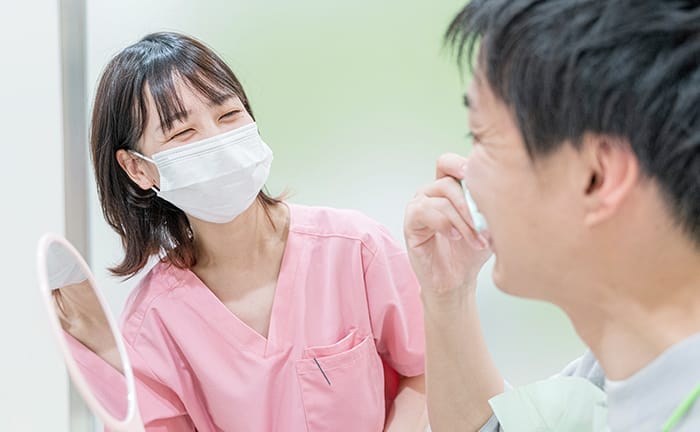 患者様と話をしている写真